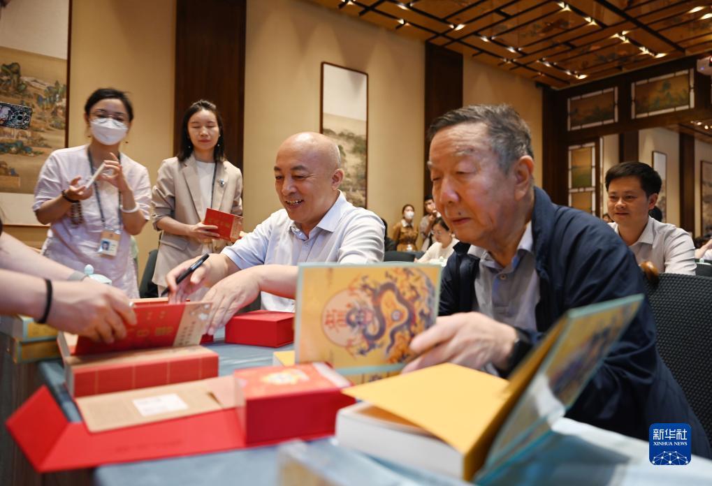 奥门新甫京娱乐下载